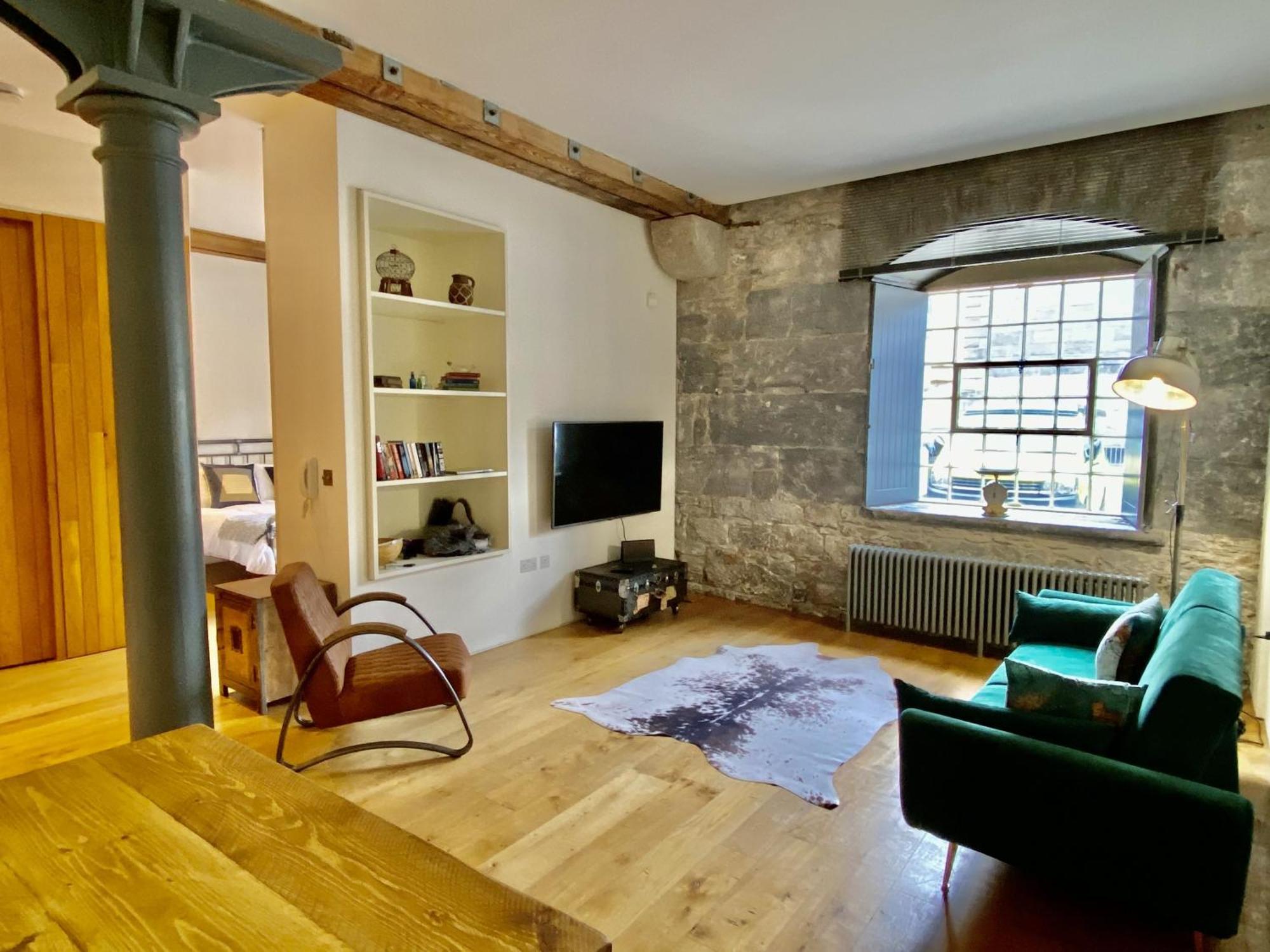 Royal William Yard Apartments Плаймаут Номер фото